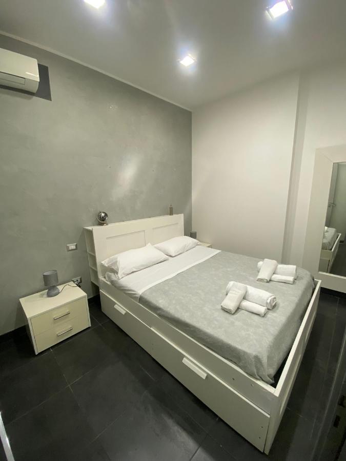 Napoli Centro Casa Con Due Camere E Cucina Exterior foto